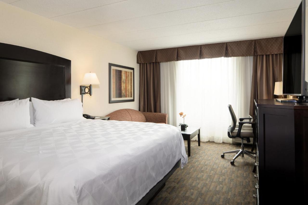 Holiday Inn And Suites Charleston West, An Ihg Hotel Экстерьер фото